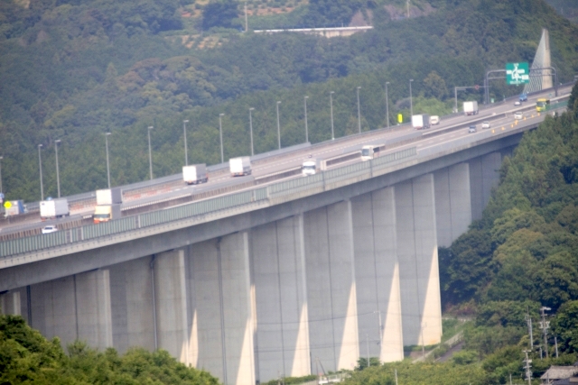 新東名高速道路